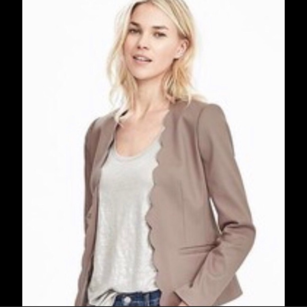 Banana Republic Scalloped Blazer